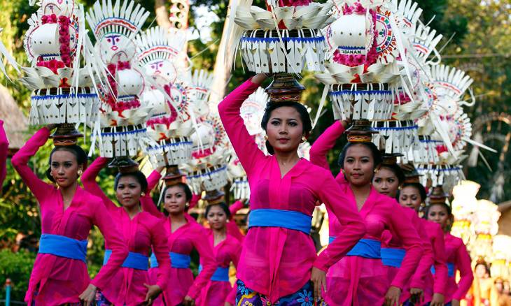 روز سکوت نایپی (Saka New Year - Nyepi day of silence)